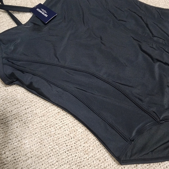 NWT Ocean Blues Black One Piece Swimsuit With Adjustable Straps XL - Picture 3 of 6